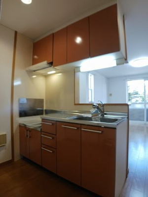 【キッチン】 | セレナ・カーサＡ | お料理しやすいキッチンです