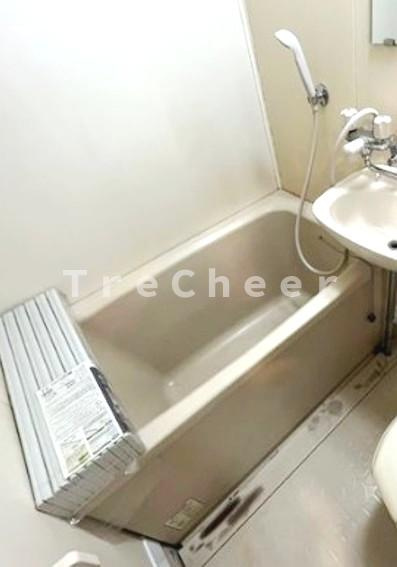 エミナース千駄木の浴室