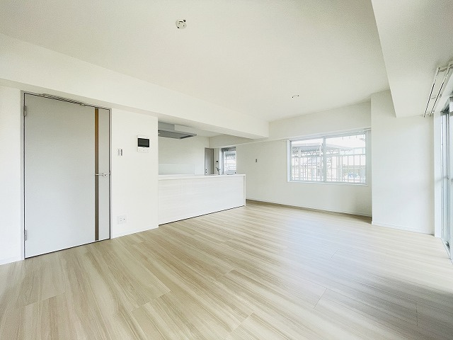 【居間・リビング】 | エバーライフ箱崎第2