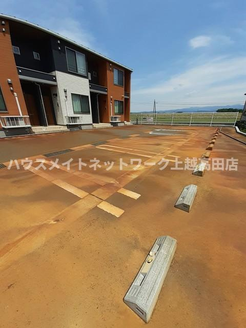 イーメゾンの駐車場|駐車場