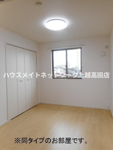 イーメゾンの内装|洋室