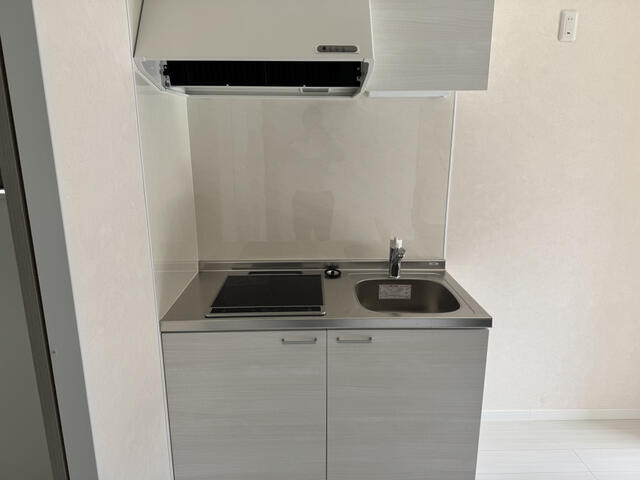 調布市八雲台１丁目のアパートのキッチン