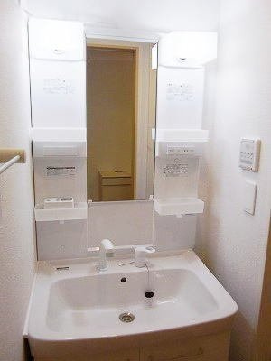 リンコーレジデンス－Ⅰの洗面所