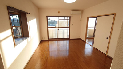 【居間・リビング】 | カミヤ・エステート