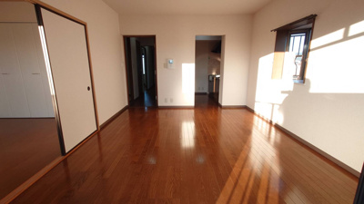 【居間・リビング】 | カミヤ・エステート