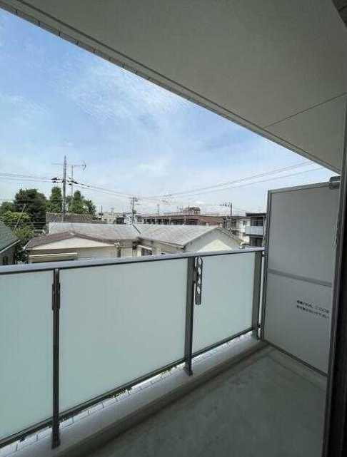 イーストポート　築浅　角部屋　駅近のバルコニー