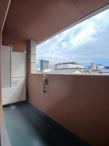 セレンディピティ　プレシャスのバルコニー|開放的で明るい空間を演出してくれるバルコニーです