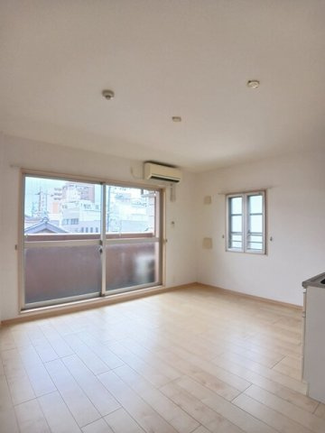 セレンディピティ　プレシャスの居間・リビング|使いやすい居間です