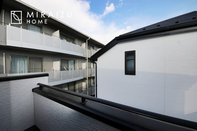 【バルコニー】 | 建物完成につき、実際のお部屋をごゆっくりご見学いただけます。お休みの日にご家族で見学はいかがでしょう。