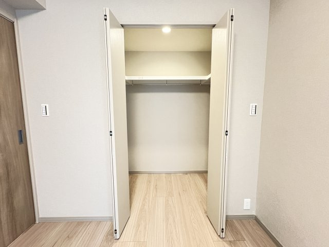 【収納】 | サンクレイドル志木　(丸井志木店) | 現地（2025年11月）撮影
洋室5.6帖