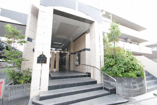 【エントランス】 | サンクレイドル志木　(丸井志木店) | ペット飼育可能。大切なペットと一緒に快適な暮らしが楽しめます。
