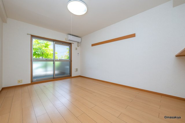 メゾン・ド・ポプラの居間・リビング