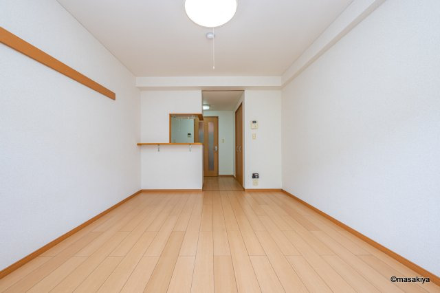 メゾン・ド・ポプラの洋室