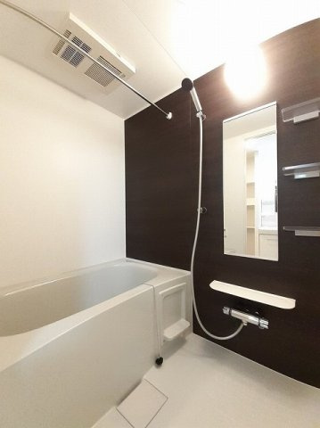 ヴェルテス弐番館の浴室