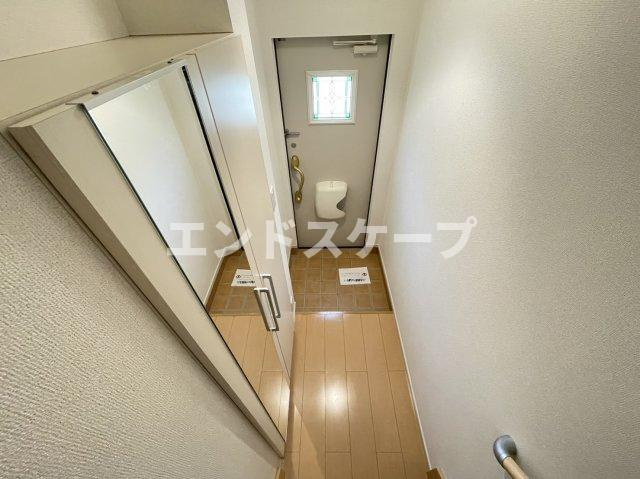 ファインステージＷの玄関|高崎、前橋のお部屋探しはエンドスケープまで！お客様の理想お聞かせ下さい♪