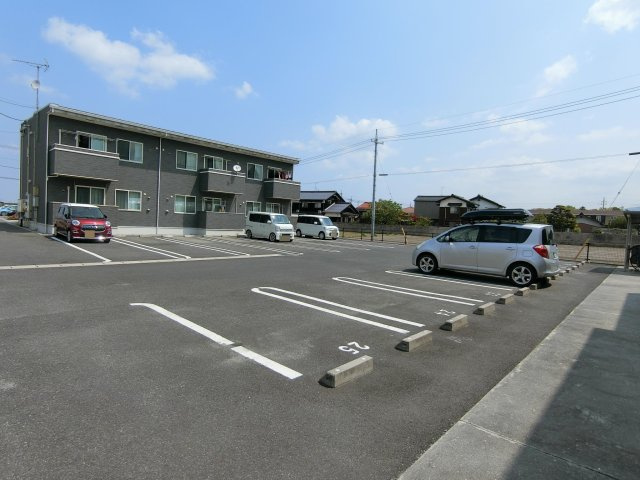 スノーメイデン　Ⅲの駐車場