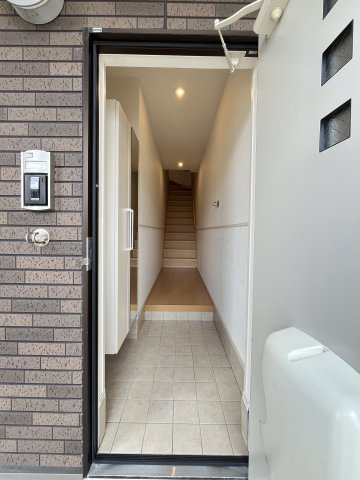 エレガントヴィエⅧの玄関