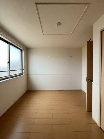 エレガントヴィエⅧの洋室