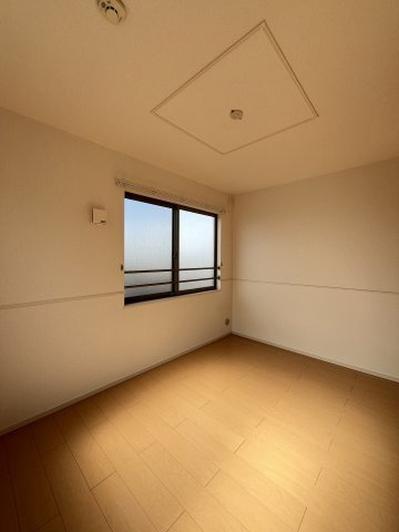 エレガントヴィエⅧの洋室