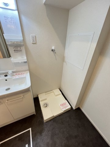 エレガントヴィエⅧの洗面所