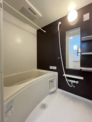 エレガントヴィエⅧの浴室