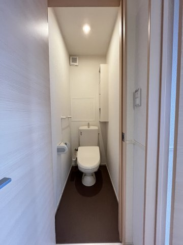 エレガントヴィエⅧのトイレ