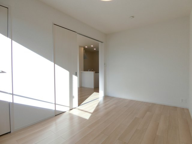 ブルーオーシャン・レジデンスＢの洋室