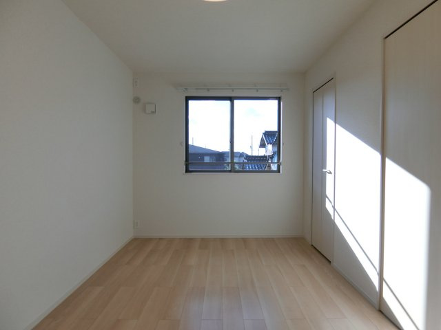 ブルーオーシャン・レジデンスＢの洋室