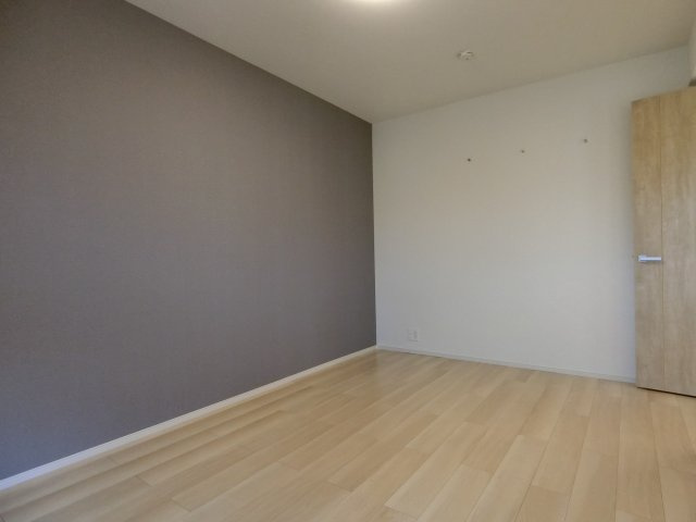 ブルーオーシャン・レジデンスＢの洋室