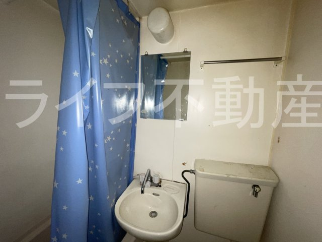 ハーモニーハイツ若江東の独立洗面台|独立洗面化粧台が付いています