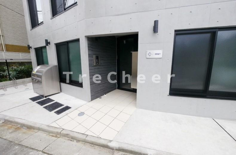 プラチナフォルム板橋坂下のエントランス