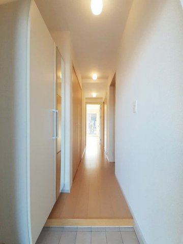 エクレール城南一番館の玄関