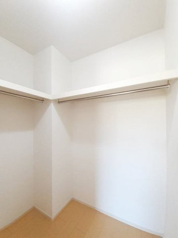 エクレール城南一番館の収納