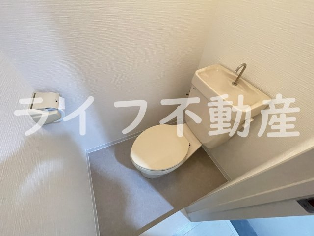 パシフィック高井田本通のトイレ|落ち着いたトイレです