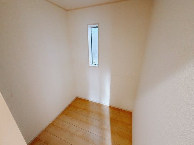 【中古戸建】前橋市国領町の収納|■納戸｜こちらのスペースは収納としても使用できますし、自分時間を楽しむ空間としても使用です☆