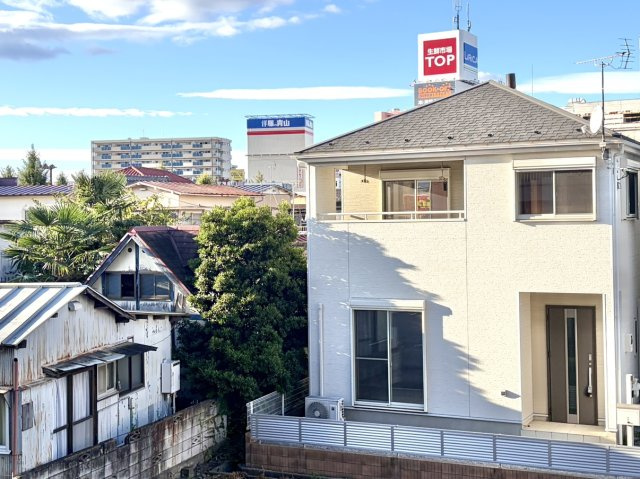 【中古戸建】前橋市国領町の外観|■外観｜土日のご見学はもちろん、平日・夜間のご案内も大歓迎です♪「今から見たい」や「仕事終わりに見たい」にもご対応できますのでお気軽にお問い合わせください♪