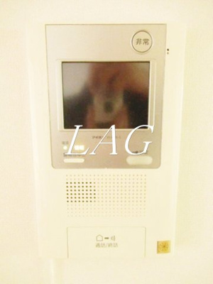 【セキュリティ】 | ハウスパティオ | モニター付きインターホンです。