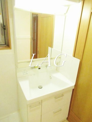 【洗面所】 | ハウスパティオ | 独立洗面台です。