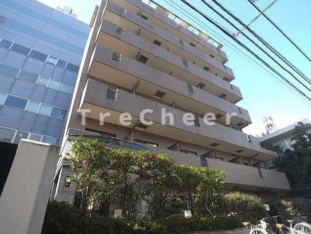 日神パレステージ新宿御苑の外観