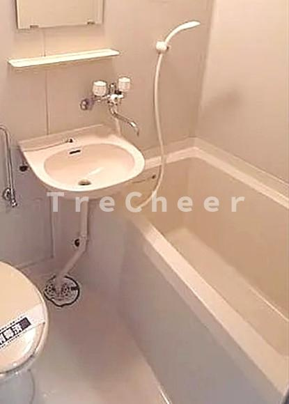 日神パレステージ新宿御苑の浴室