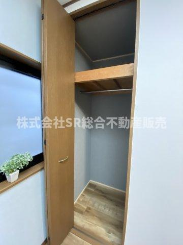 稲葉1丁目中古戸建の収納|便利な収納スペースです
