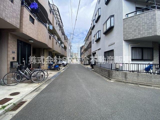 稲葉1丁目中古戸建の前面道路含む現地写真|前面道路含む現地写真です