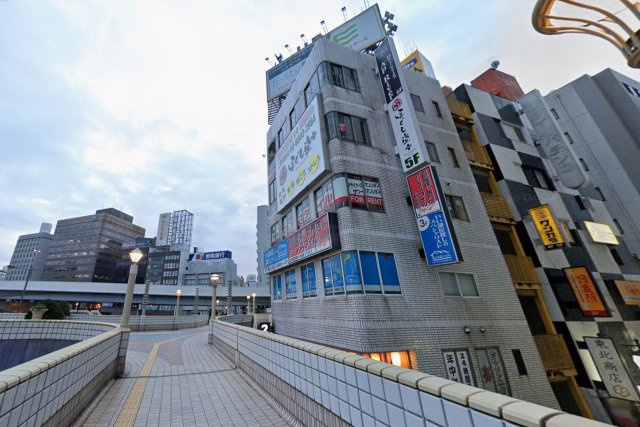 台東区　「上野駅」徒歩1分　1棟売りビル　＜藤屋ビル＞の外観