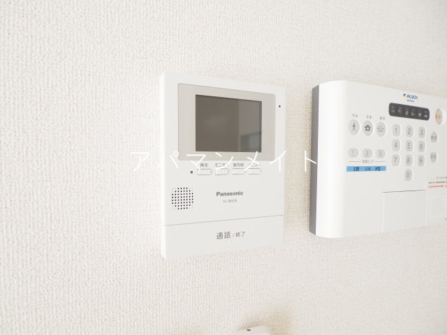 【セキュリティ】 | ilevillage | TVモニター付きインターホンです