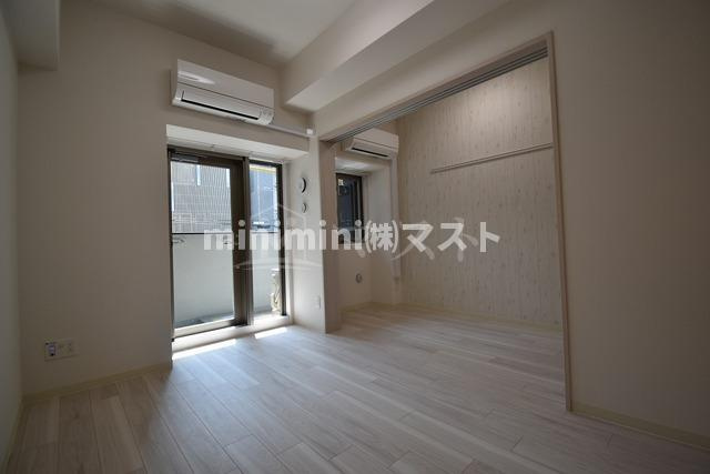 プレサンス立売堀ベルヴィルの洋室