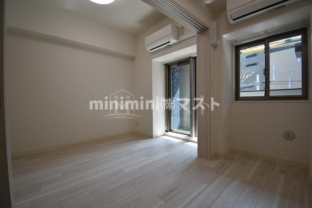 プレサンス立売堀ベルヴィルの洋室