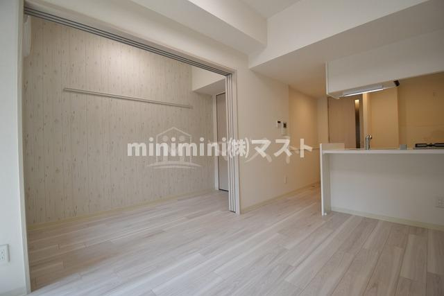 プレサンス立売堀ベルヴィルの居間・リビング