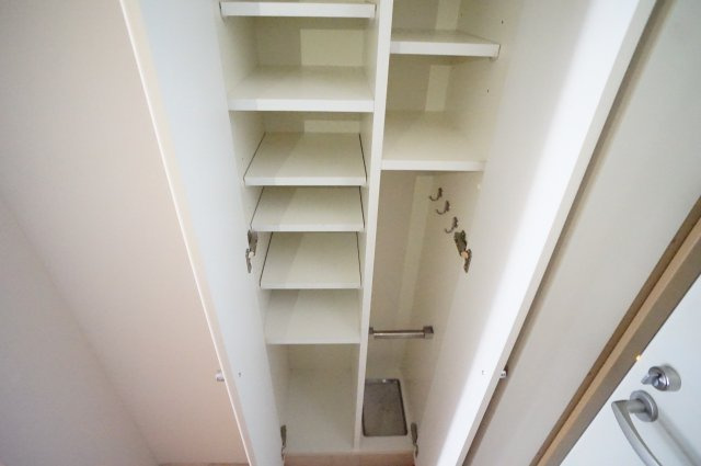 Humanハイム幕張本郷の玄関|収納豊富です※写真は別タイプのお部屋です。