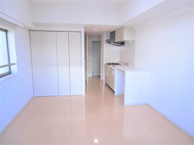 Humanハイム幕張本郷の居間・リビング|こちらのリビングで趣味の時間をお楽しみください※写真は別タイプのお部屋です。