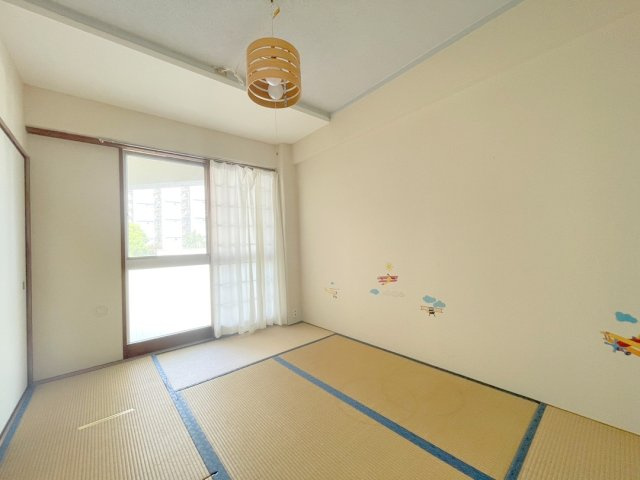 検見川パークマンションB棟の和室|約6.0帖の和室